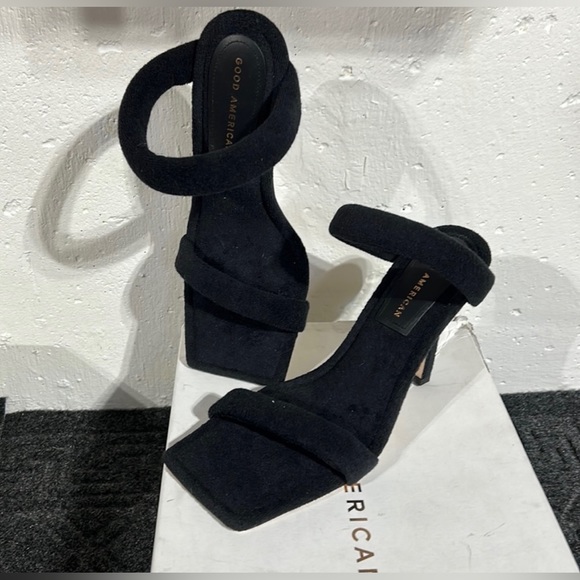 NIB GOOD AMERICAN Black Terry Ankle Wrap Sandals Size 9 - Picture 5 of 5